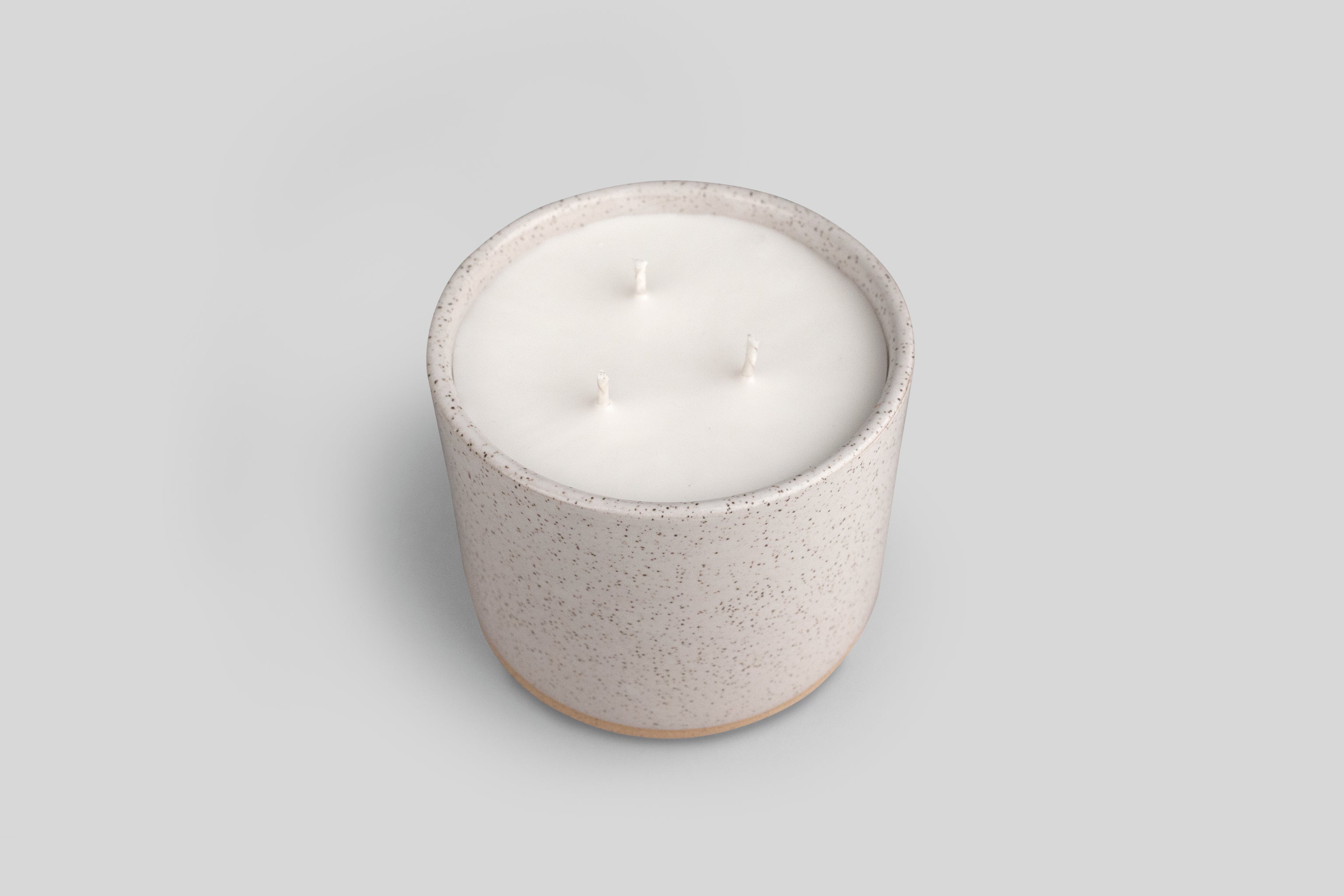 Norden Ojai 32 oz. Three Wick Ceramic Candle